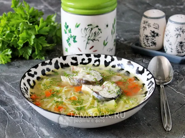 Фото блюда: Рыбный суп с лапшой