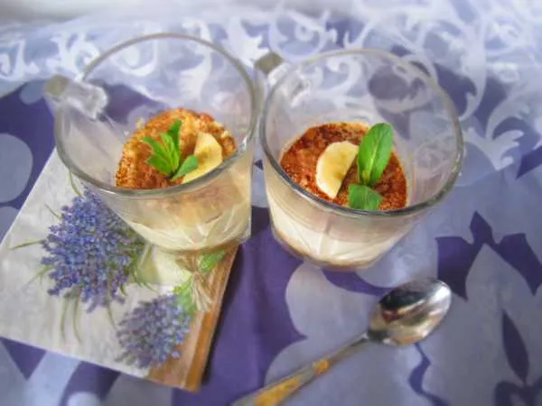 Фото готового блюда: Сырно-банановый десерт в микроволновке