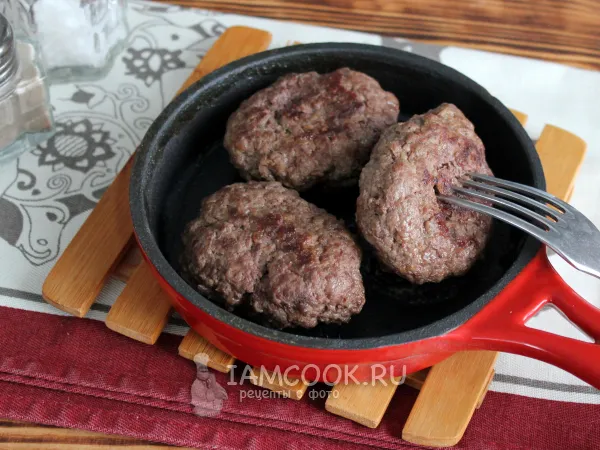 Фото готового блюда: Котлеты из баранины и говядины