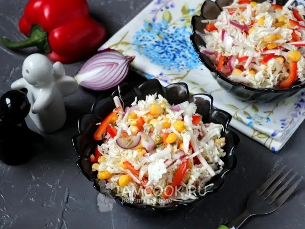 Фото блюда: Салат с крабовыми палочками без майонеза