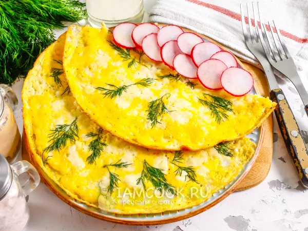 Фото готового блюда: Омлет с рикоттой на сковороде