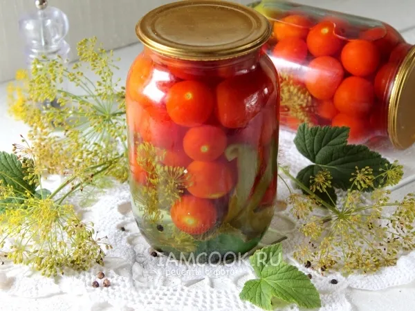 Фото готового блюда: Маринованные помидоры черри со сладким перцем на зиму