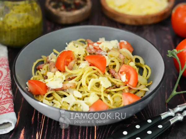 Фото блюда: Спагетти с готовым соусом песто из банки