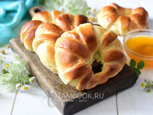 Фото блюда: Булочки с абрикосовым вареньем