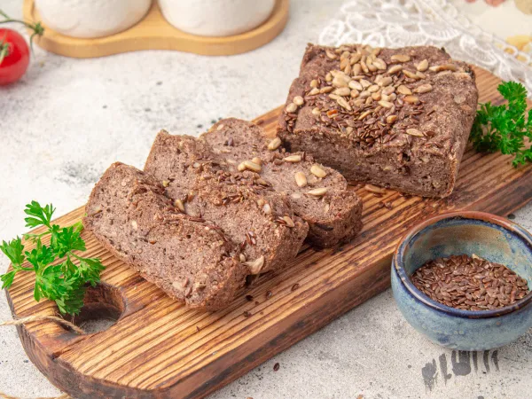 Фото готового блюда: Хлеб из рисовой и гречневой муки