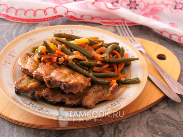 Фото блюда: Тушеные свиные ребрышки со стручковой фасолью