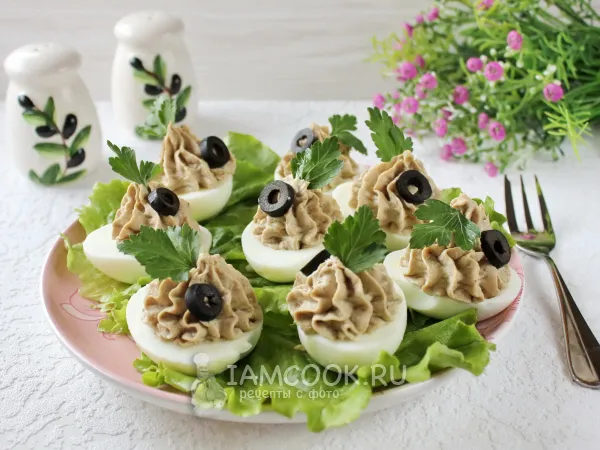 Фото блюда: Яйца, фаршированные скумбрией