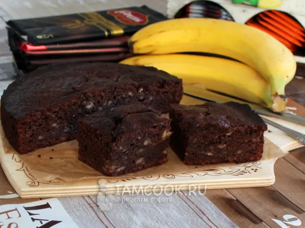 Фото готового блюда: Шоколадно-банановый пирог