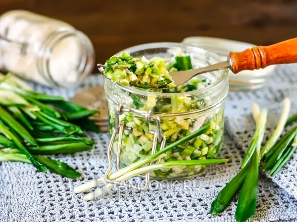 Фото готового блюда: Засолка черемши на зиму