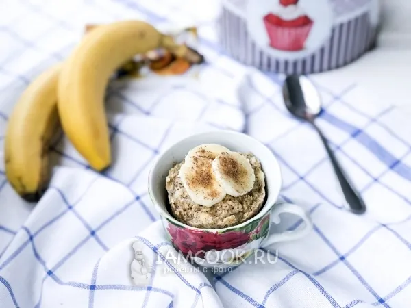 Фото блюда: Бананово-овсяный кекс в кружке