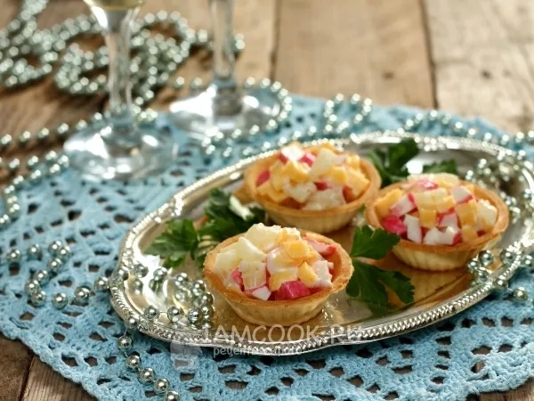 Фото блюда: Тарталетки с ананасами и крабовыми палочками