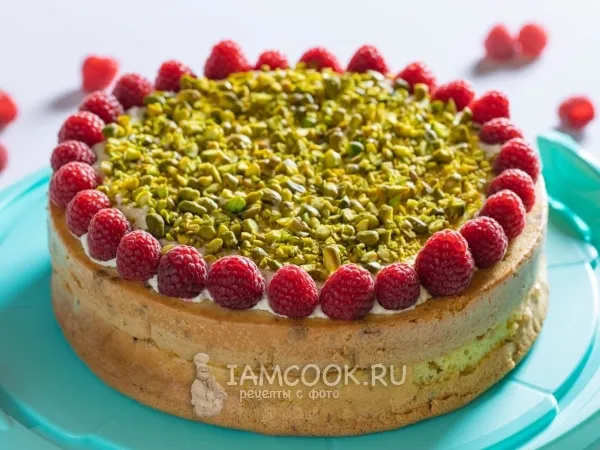 Фото блюда: Фисташковый торт с малиной
