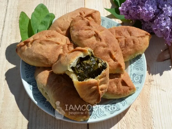 Фото блюда: Пирожки с щавелем в духовке