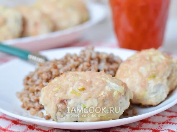 Фото готового блюда: Котлеты диетические куриные в духовке