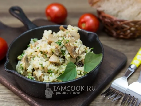 Фото блюда: Пшеничная каша с грибами и жареным луком