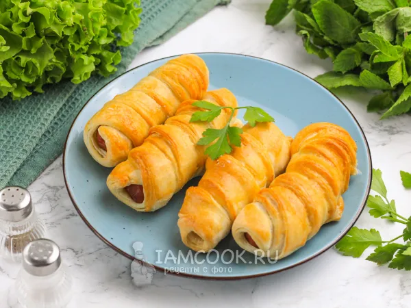 Фото готового блюда: Сосиски в тесте в аэрогриле