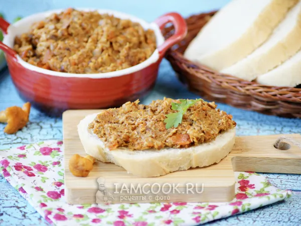 Фото готового блюда: Грибная икра из лисичек