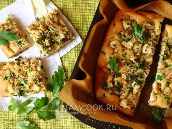 Фото готового блюда: Пирог на кефире с курицей