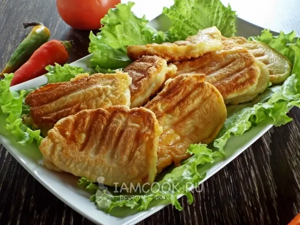 Фото готового блюда: Бутерброды с сыром и колбасой без хлеба