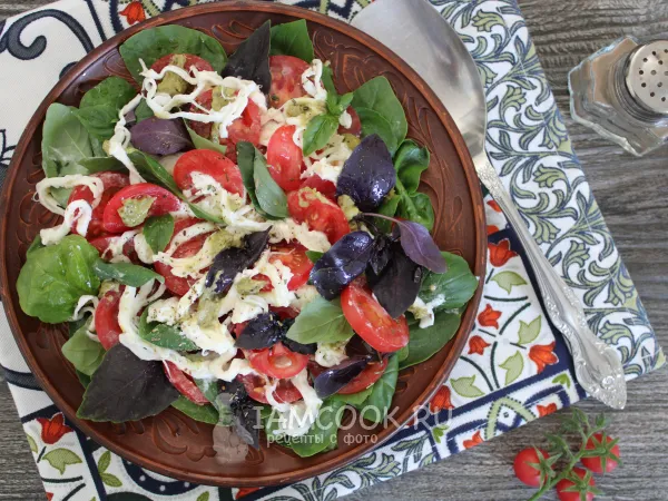 Фото блюда: Капрезе со страчателлой