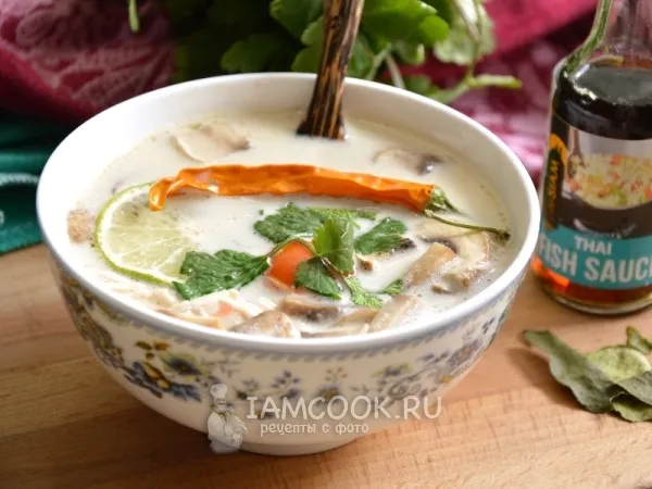 Фото готового блюда: Суп «Том Кха»