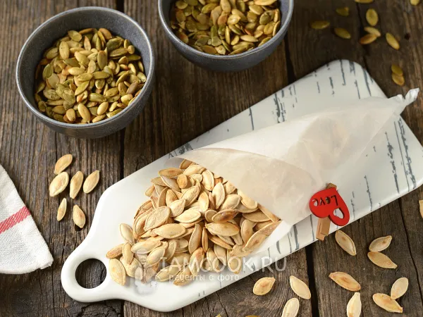 Фото готового блюда: Жареные тыквенные семечки