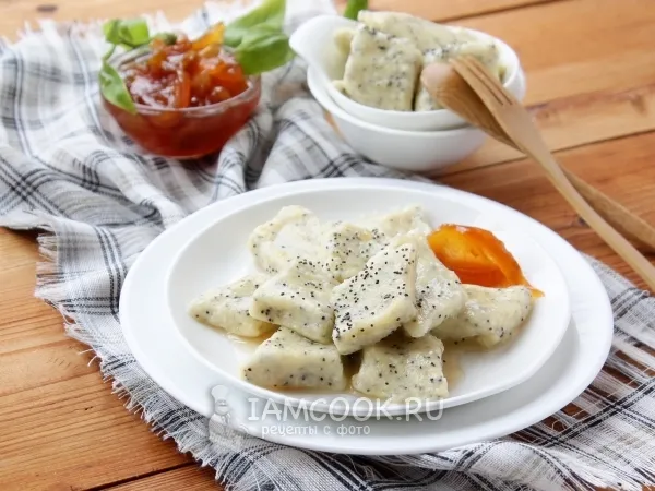 Фото готового блюда: Ленивые вареники с творогом и маком