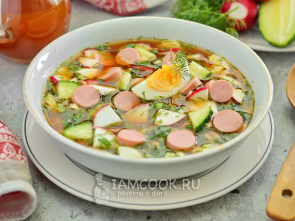 Фото блюда: Окрошка с сосисками на квасе