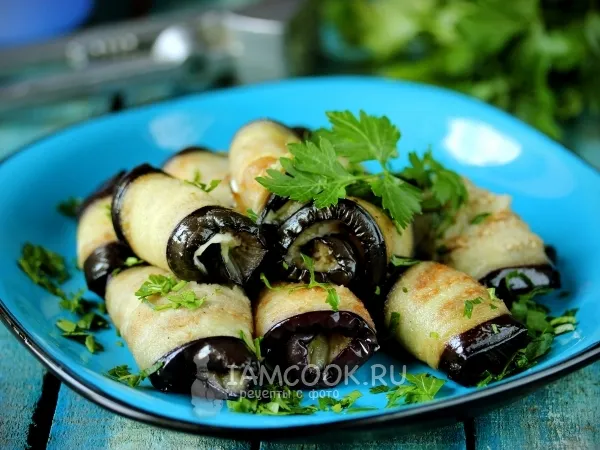 Фото готового блюда: Острые рулетики из баклажанов