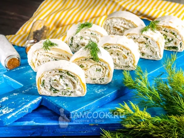 Фото блюда: Рулет из лаваша с творожным сыром