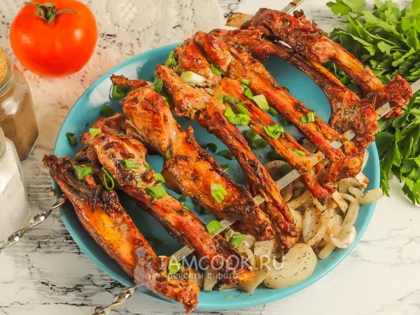 Фото готового блюда: Шашлык из бараньих ребрышек на мангале