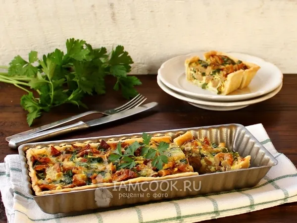 Фото блюда: Тарт с лесными грибами и сыром