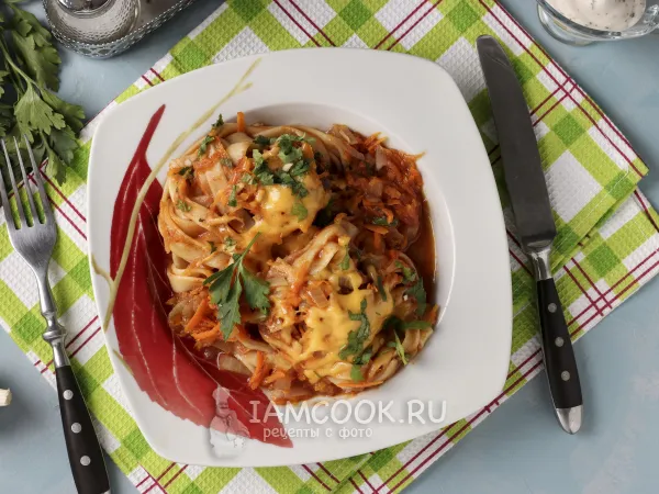 Фото готового блюда: Макаронные гнёзда с фаршем в томатном соусе