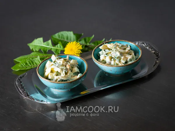 Фото блюда: Салат из одуванчиков с яйцом