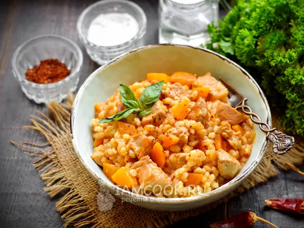 Фото блюда: Перловка с гуляшом