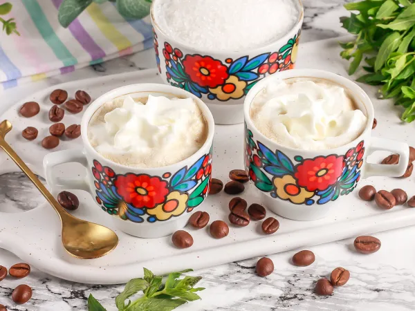 Фото блюда: Кофе Кон панна (Con panna)