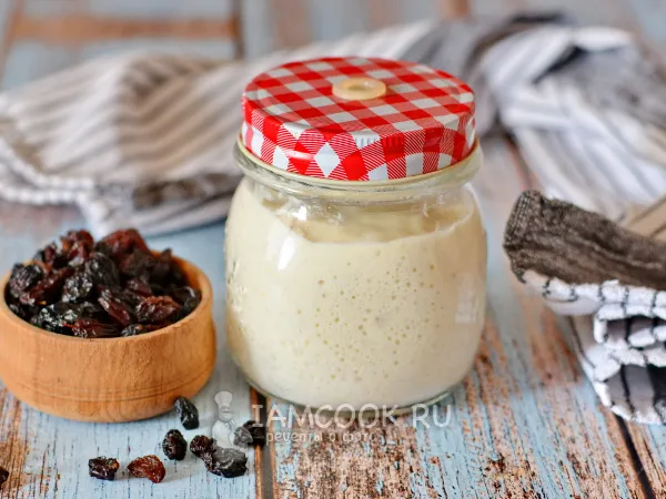 Фото готового блюда: Закваска из изюма для хлеба