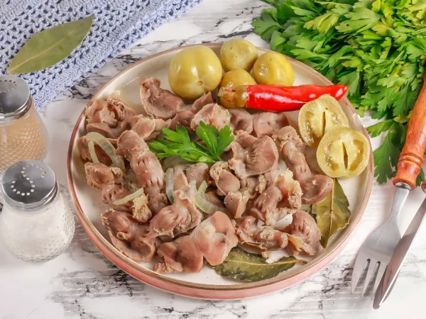 Фото готового блюда: Куриные желудки в микроволновке