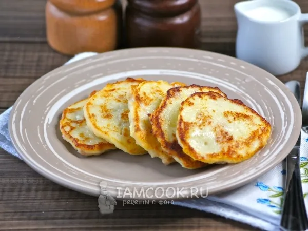 Фото блюда: Оладьи из картофельного пюре с фаршем