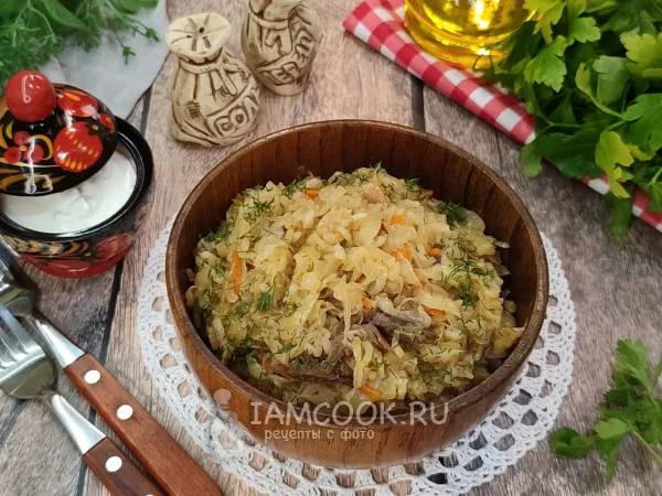 Фото блюда: Капуста с тушенкой и рисом