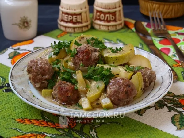 Фото блюда: Тефтели с кабачками в сковороде