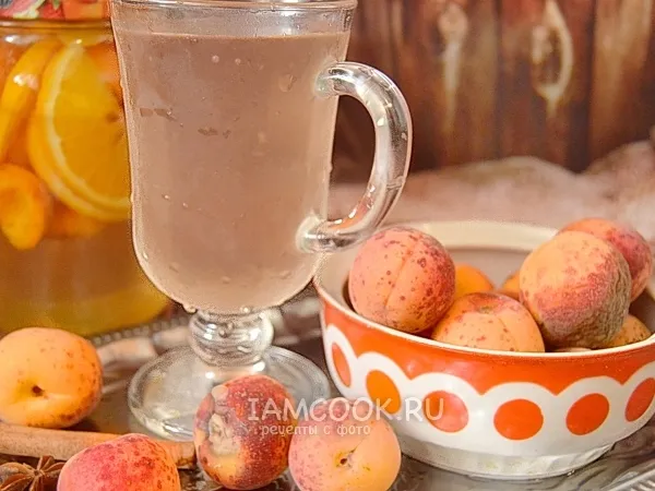 Фото готового блюда: Компот из абрикосов с лимоном и апельсином на зиму