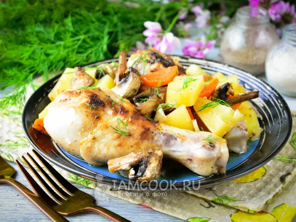Фото блюда: Курица с грибами и картошкой в рукаве в духовке