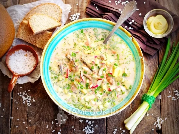 Фото готового блюда: Окрошка с килькой в томатном соусе