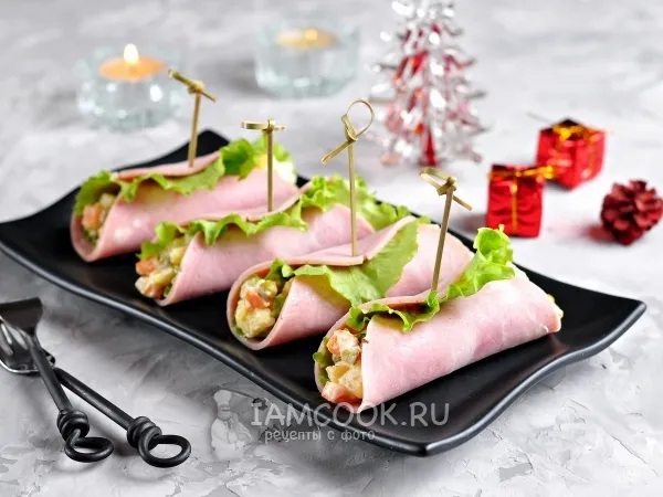 Фото блюда: Салат-закуска Оливье в ветчине