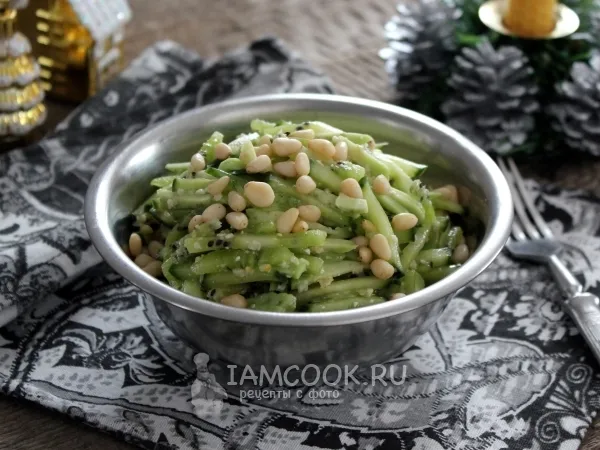 Фото блюда: Салат «Кедровая ветка»