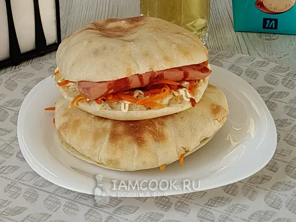 Фото блюда: Пита с сосисками