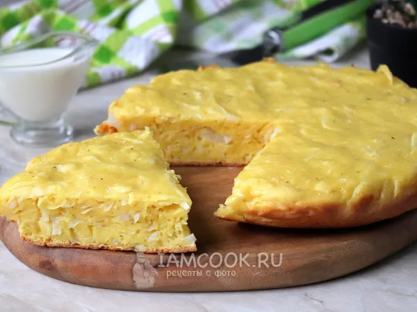 Фото готового блюда: Шарлотка с капустой в мультиварке