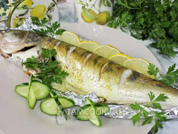 Фото блюда: Судак в духовке в фольге целиком
