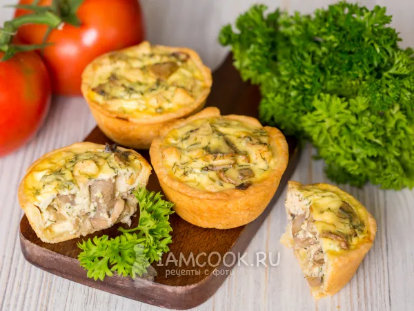 Фото блюда: Мини-киш с курицей и грибами